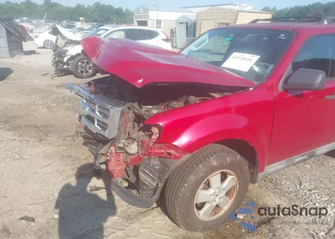 2010 Ford Escape Xls из США, поврежденный, VIN 1FMCU0C71AKB18733